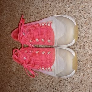 Women's running shoes